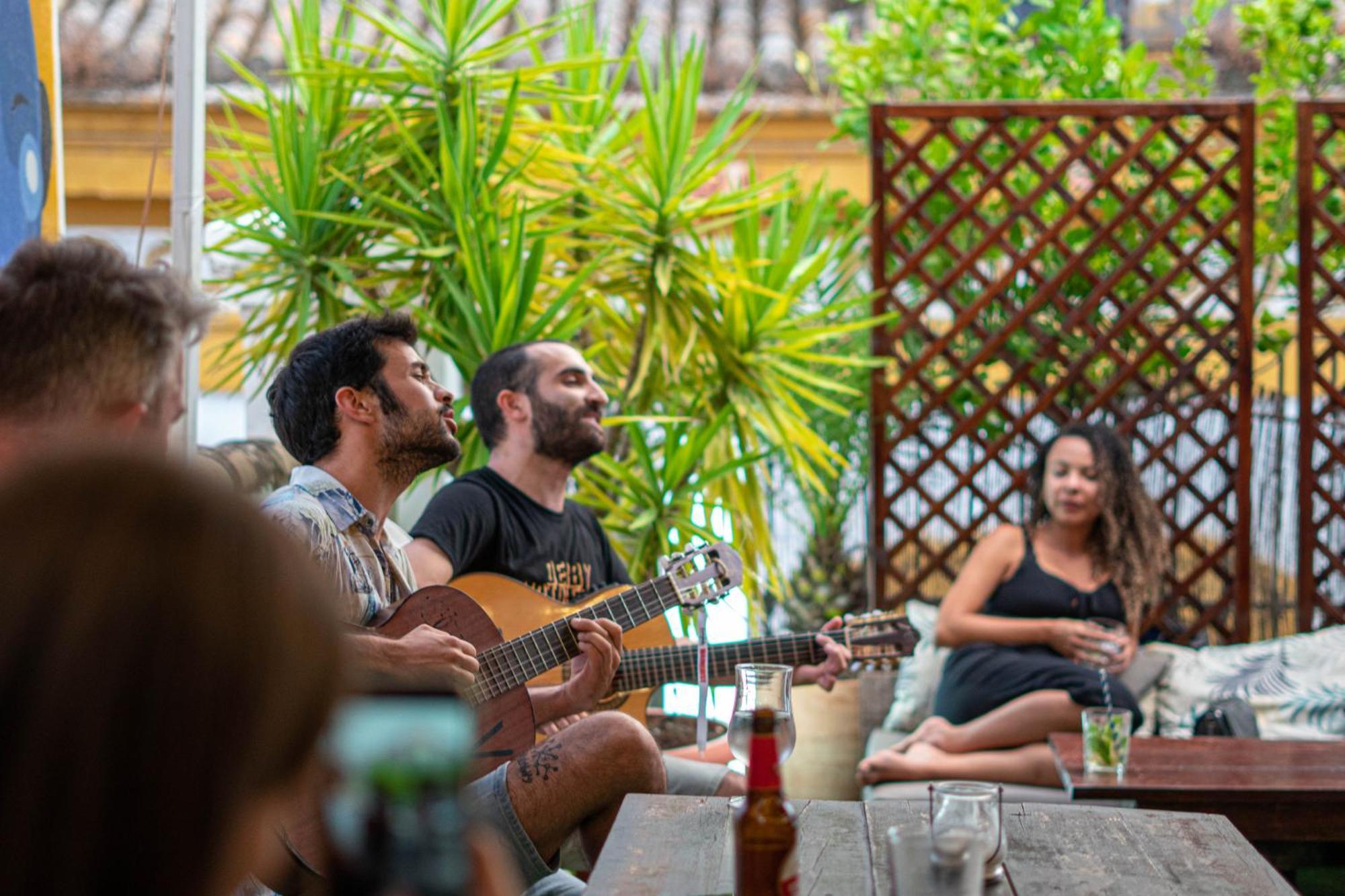 La Banda Rooftop Hostel Sevilla Buitenkant foto